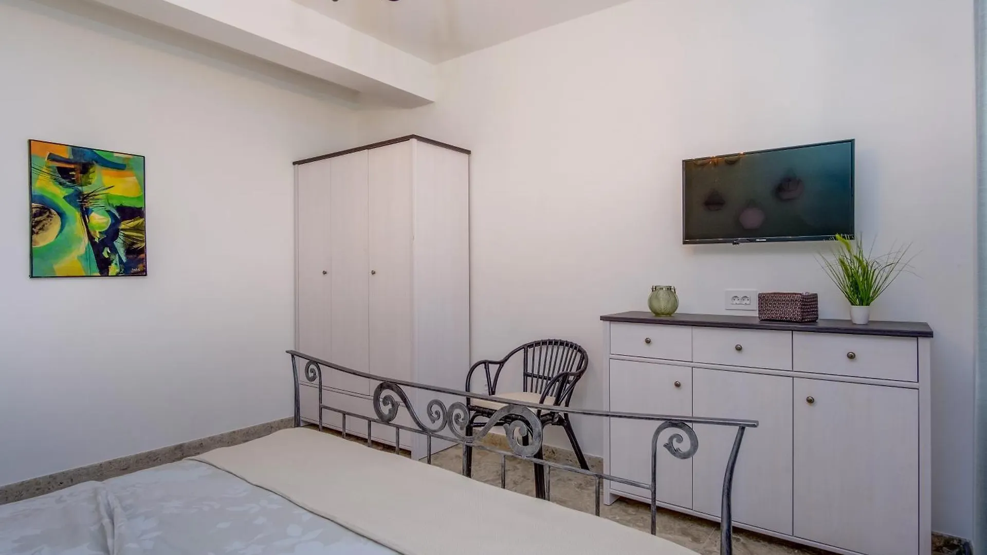 Apartment Medea, St. Martin Mali Losinj 0*,  Croatia